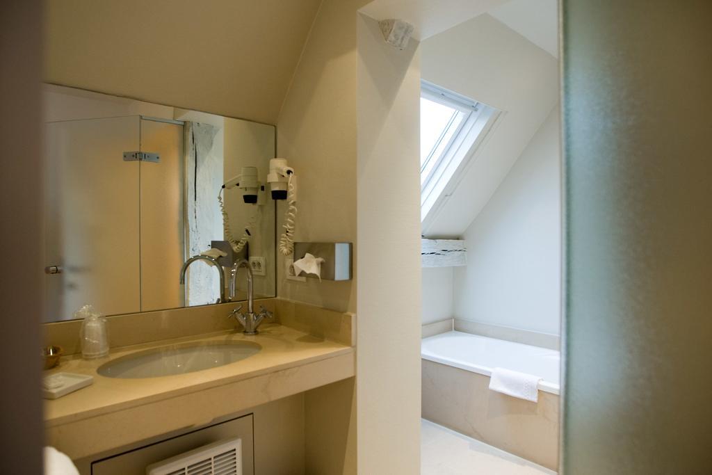 Hotel Le Clos Des Recollets Durbuy Eksteriør billede